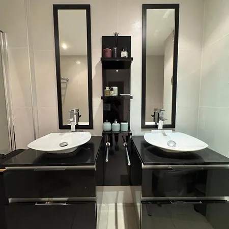 90 M2 Palm With 2 Balconies Very Stylish And Apartman *